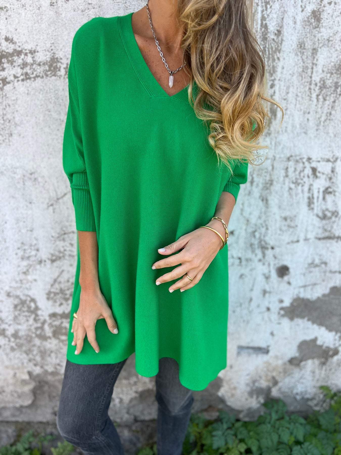 Hannah – V-Neck Sweater